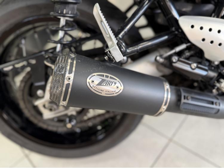 TRIUMPH THRUXTON 1200 R