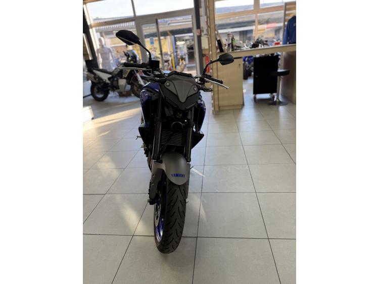 YAMAHA MT-03