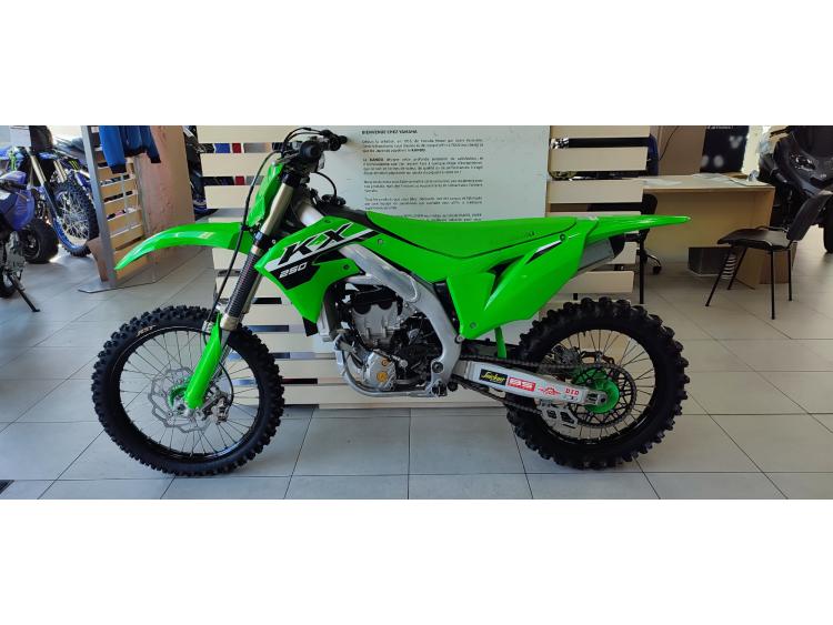 KAWASAKI KX-F 250