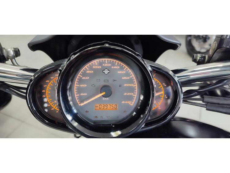 HARLEY-DAVIDSON V-ROD NIGHT ROD 1250 SPECIAL