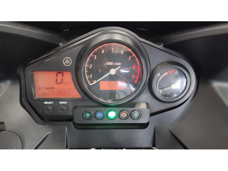 YAMAHA TDM 900