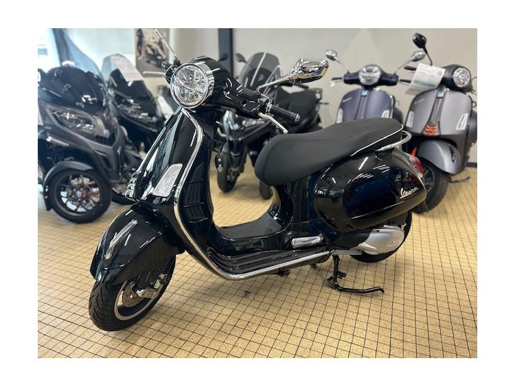 VESPA GTS 300 SUPER E5