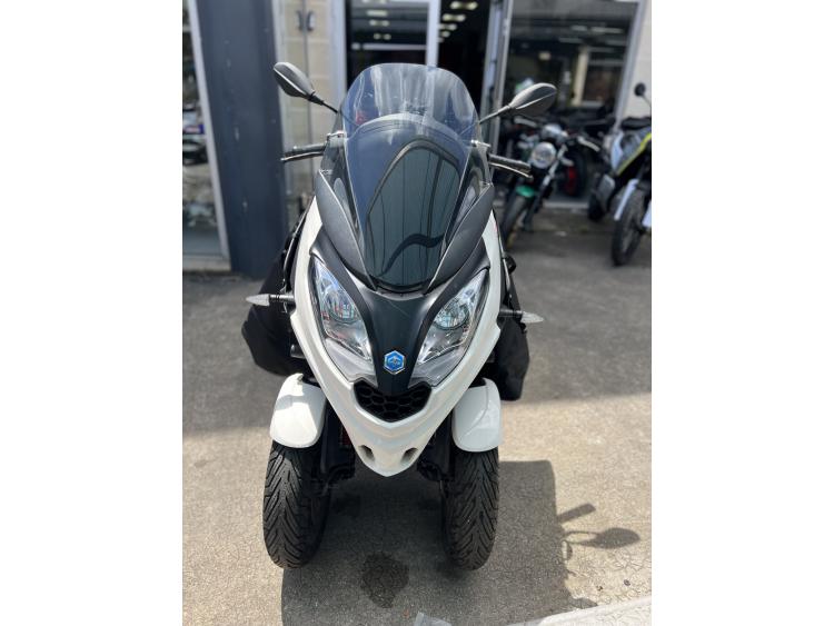 PIAGGIO MP3 300 HPE ABS ASR