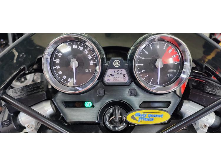 YAMAHA XJR 1300 RACER