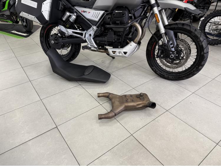 MOTO GUZZI V85 TT 850