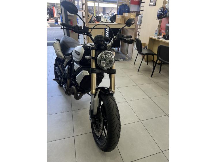DUCATI SCRAMBLER 1100