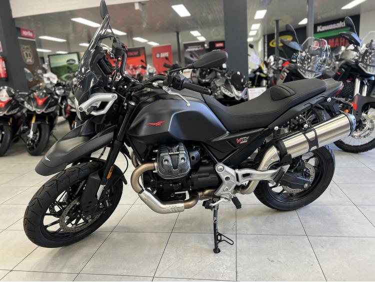 MOTO GUZZI V85 STRADA