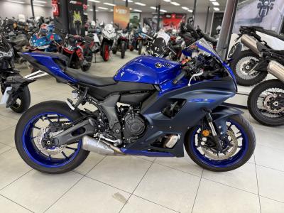 YAMAHA YZF-R7