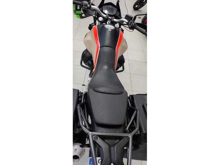 MOTO GUZZI V85 TT TRAVEL 850