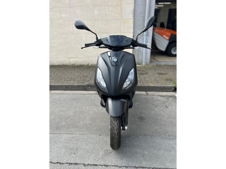 PIAGGIO 1 ACTIVE
