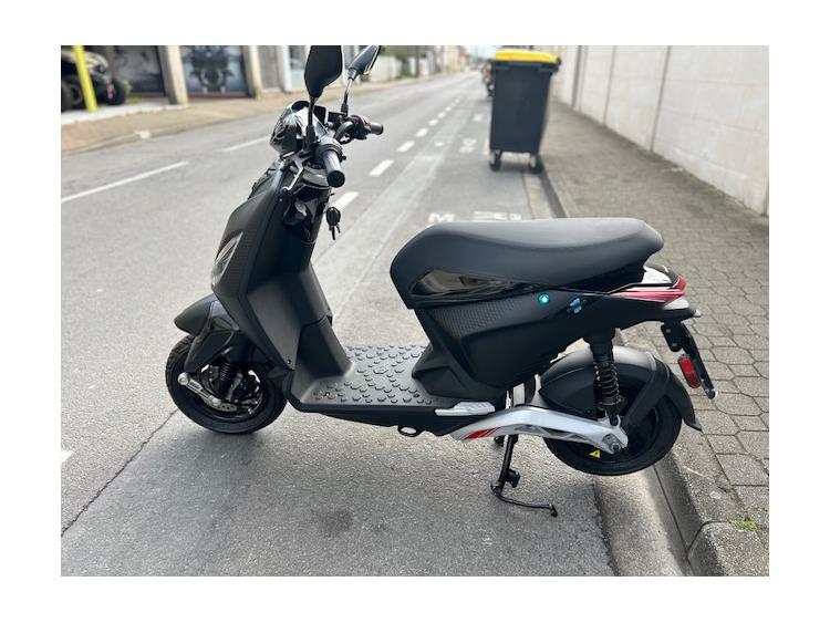 PIAGGIO 1 ACTIVE