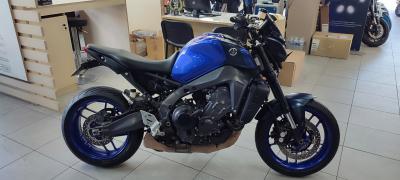 YAMAHA MT-09