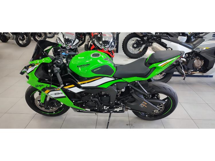 KAWASAKI ZX-6R 636