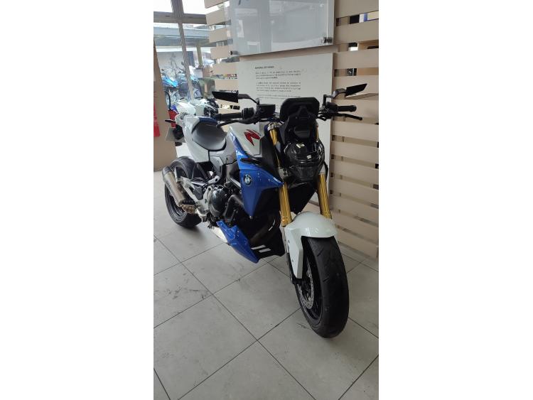BMW F 900 R  35kw  A2