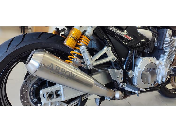 YAMAHA XJR 1300