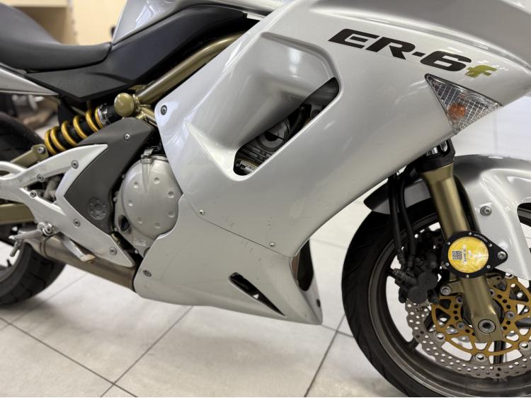 KAWASAKI ER-6 F A2